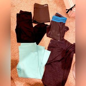 Lot of work out clothes - size medium!